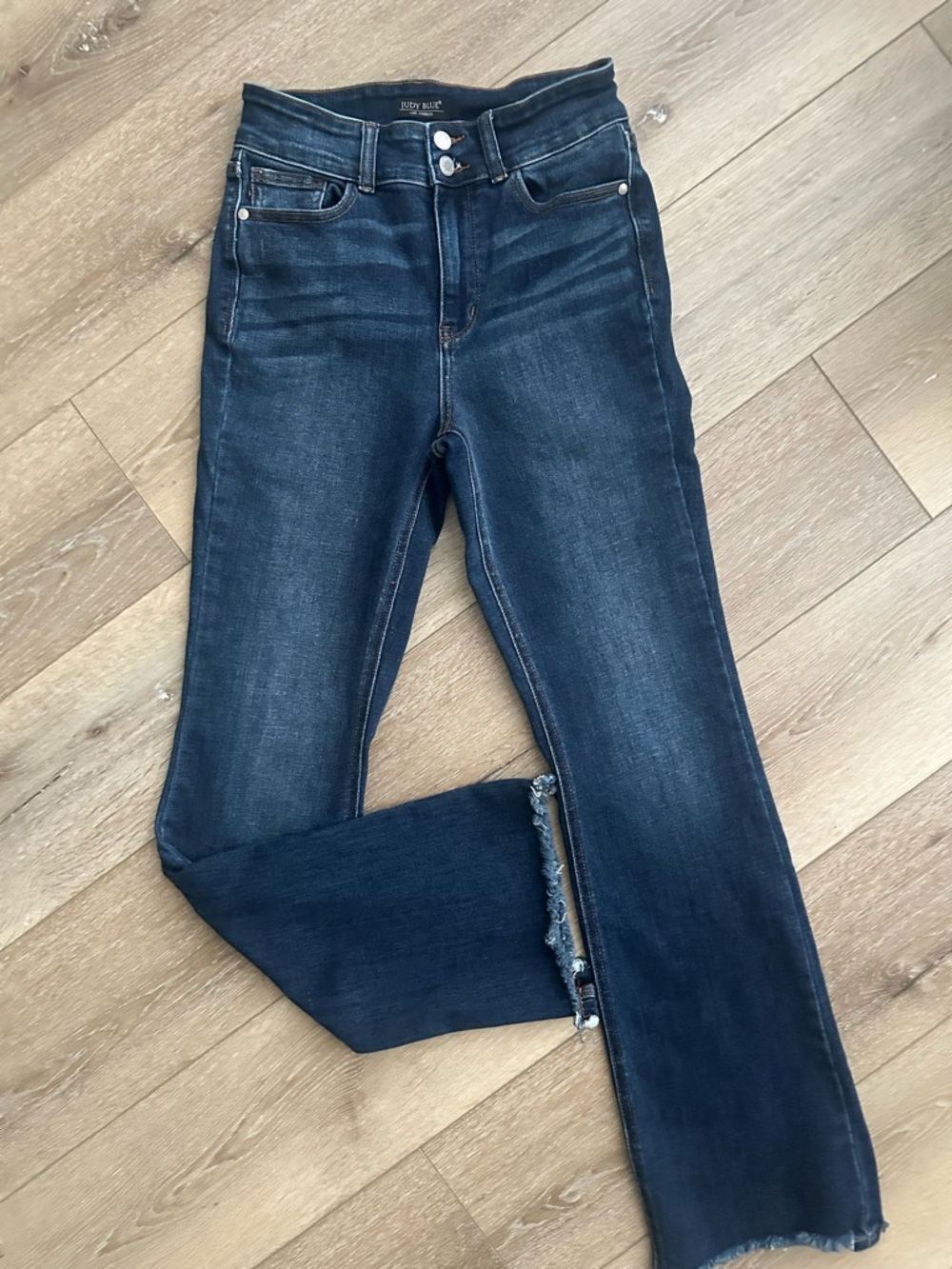 Judy Blue jeans 7/28 - Picture 2 of 5